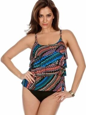 Miraclesuit Tiering Up Tankini Top Size 8 NWT